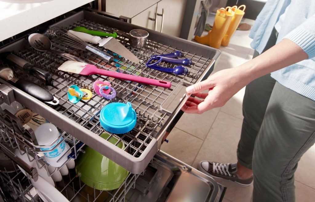 Что нельзя мыть в посудомоечной машине? можно ли мыть противень в посудомоечной машине