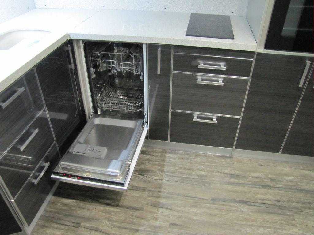 Посудомоечная машина под варочную панель: 4 принципа размещения