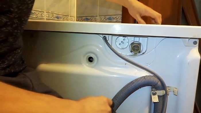 Почему в ячейке стиральной машины остается порошок после стирки