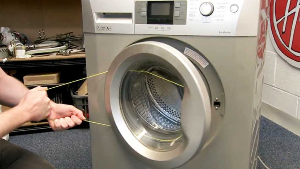 Почему не открывается дверь у стиральной машины самсунг после стирки и как открыть ее принудительно?