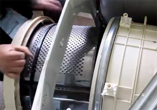 Снимаем подшипник с барабана стиральной машинки своими силами
