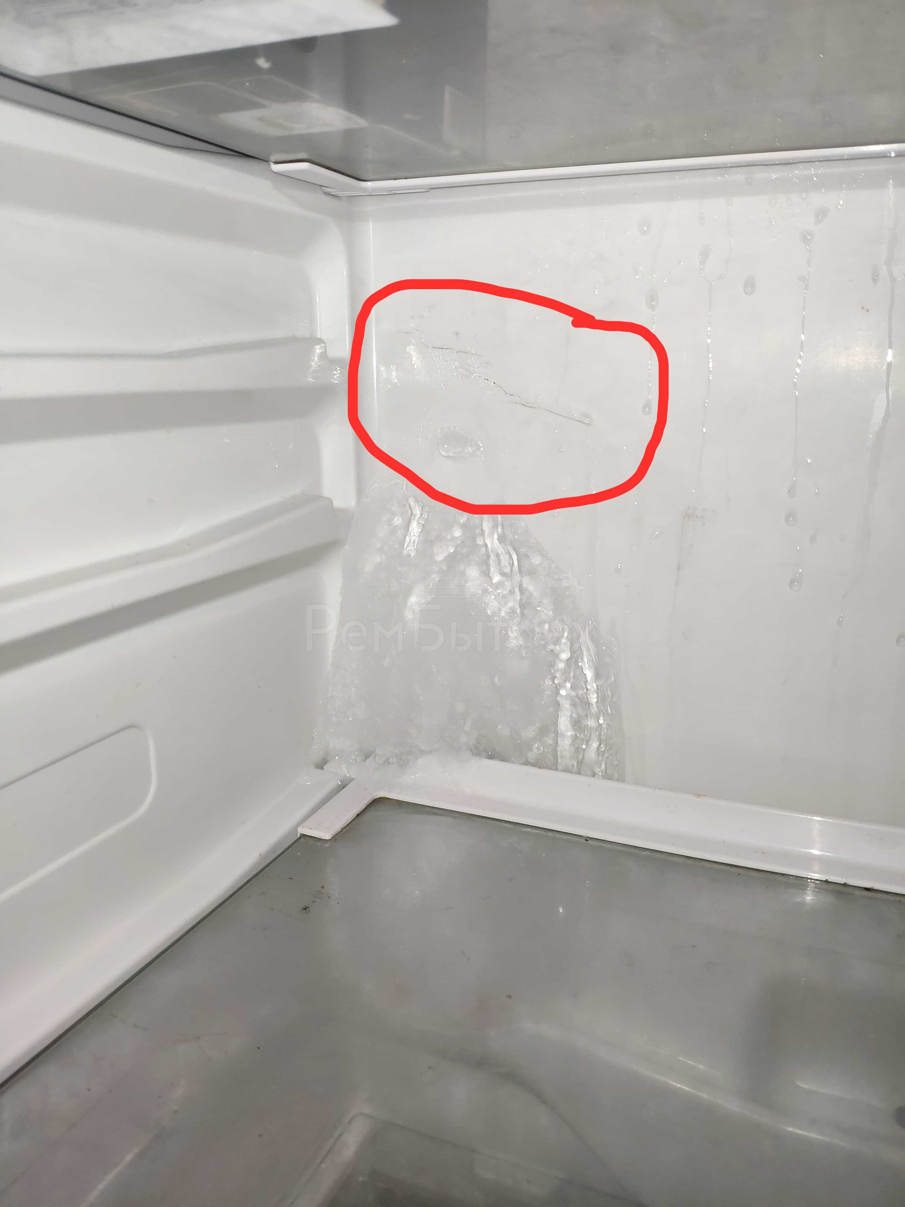 Не работает холодильник а морозилка работает: почему, в чем причина, нормально, свет есть что может быть, гудит верхняя камера, способы устранения поломки, проблема, компрессор включается хорошо, неис