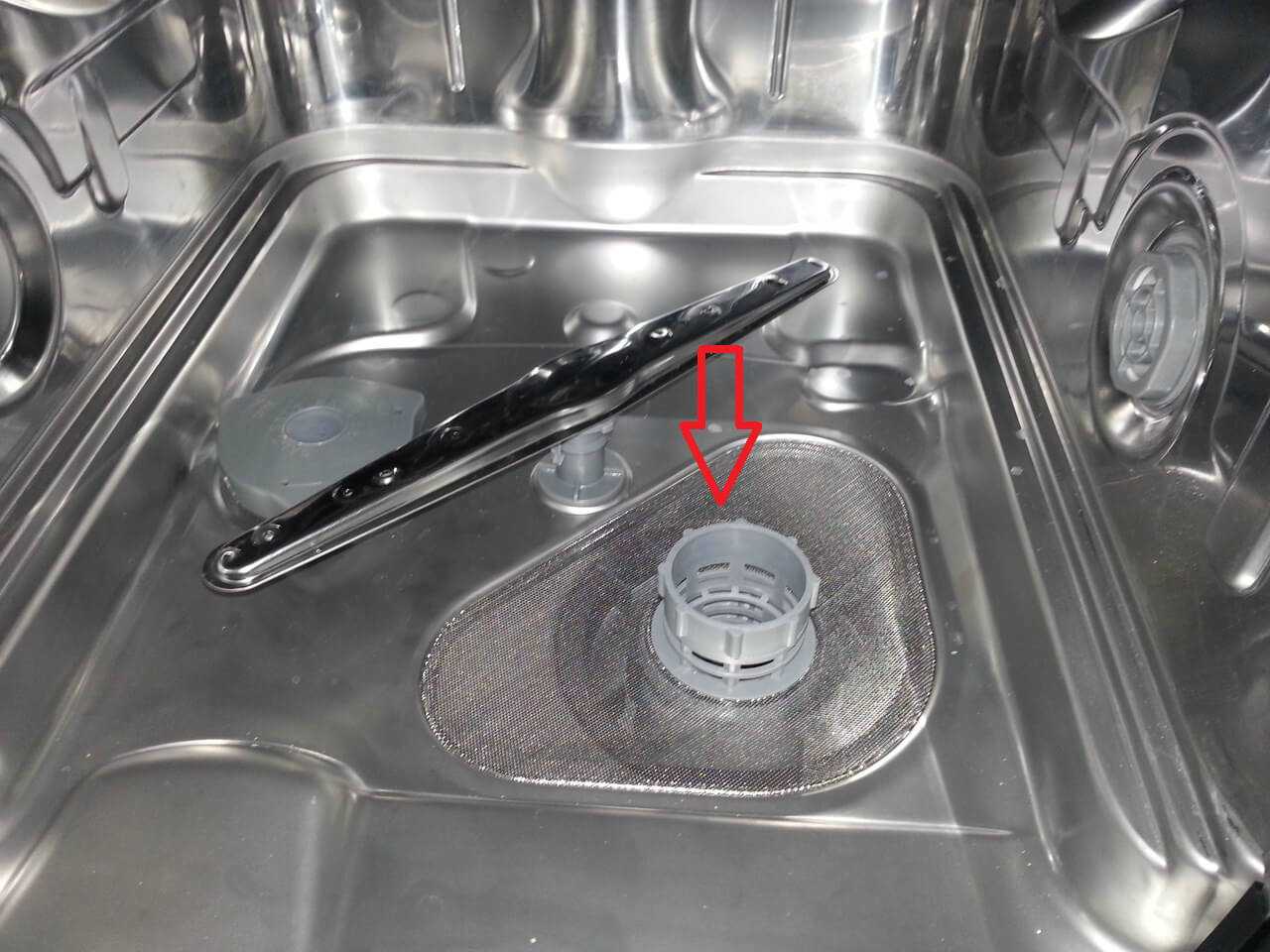 Посудомоечная машина плохо моет посуду: причины, решение проблемы