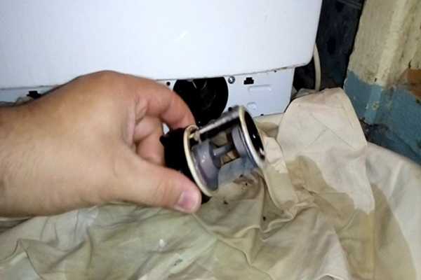 Как почистить заливной шланг в стиральной машине. как промыть сливное устройство стиральной машины? средства для сливных труб