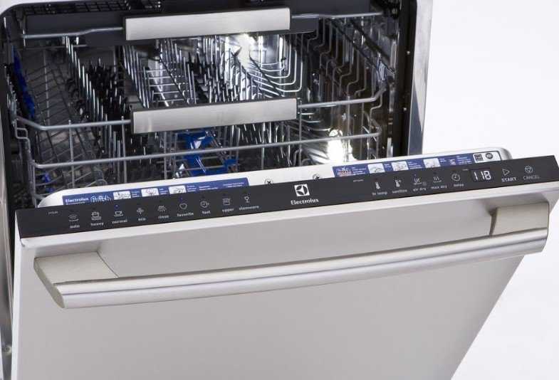 Почему посудомойка электролюкс не сливает воду и что с этим делать: советы мастеров