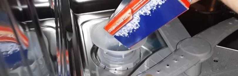 Все о выборе и применении соли для посудомоечных машин
