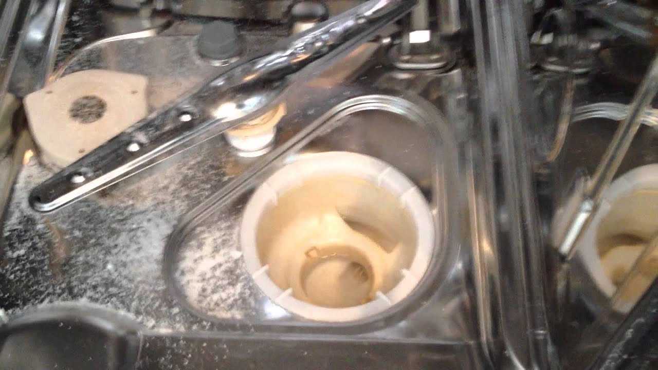 Почему посудомойка не сливает воду до конца: причины