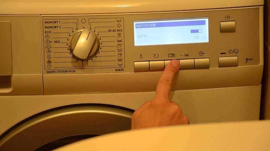 Коды ошибок стиральной машины электролюкс: сигналы стиралок electrolux с дисплеем и без (ef0, e50, e52, ee51, e90, e24, e66, e91 и другие), как сбросить?